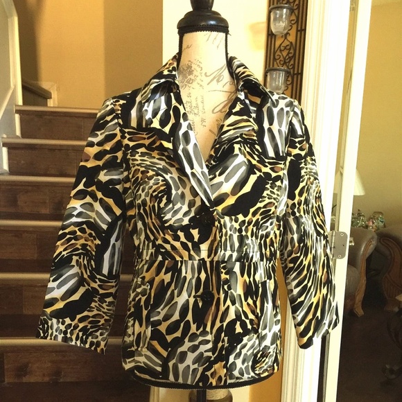 Rafaella Leopard Print Capri Pants Size 6
